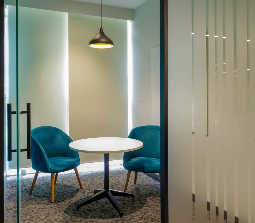 Essential Tips for Lighting in Office Interiors