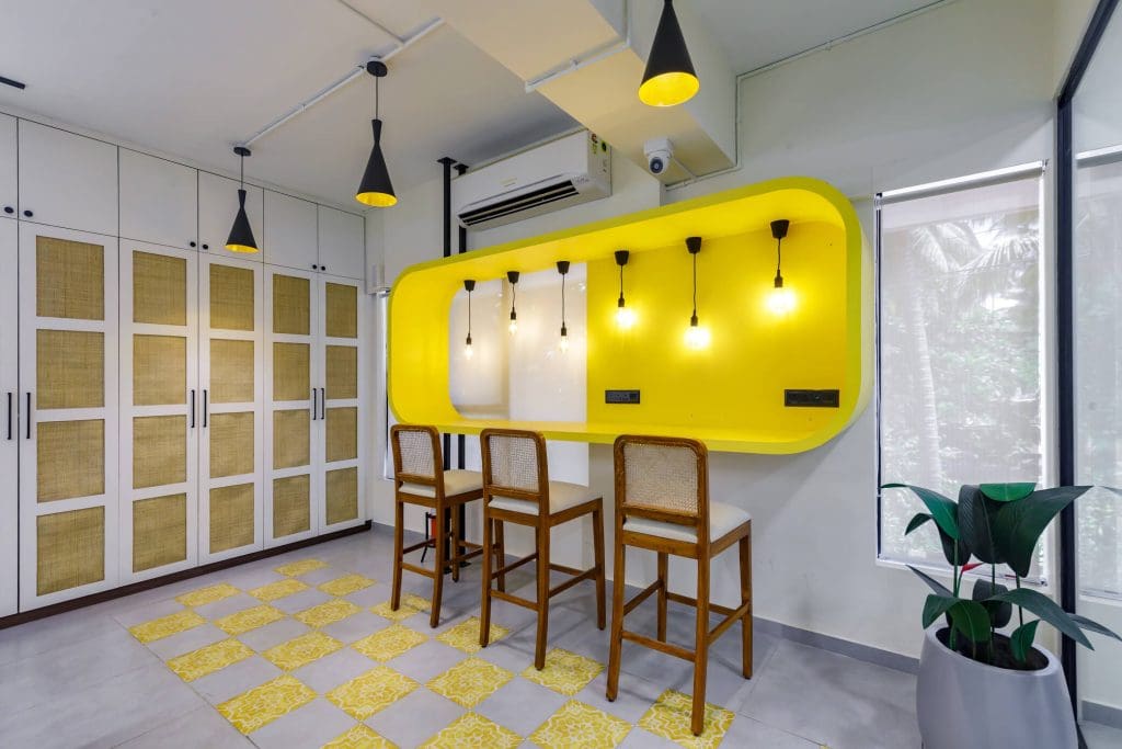 Essential Tips for Lighting in Office Interiors
